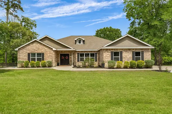 611 Meadow Xing Crossing, Magnolia, TX 77355
