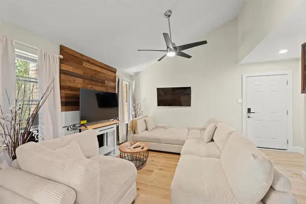 2021 Spenwick Drive #622, Houston, TX 77055