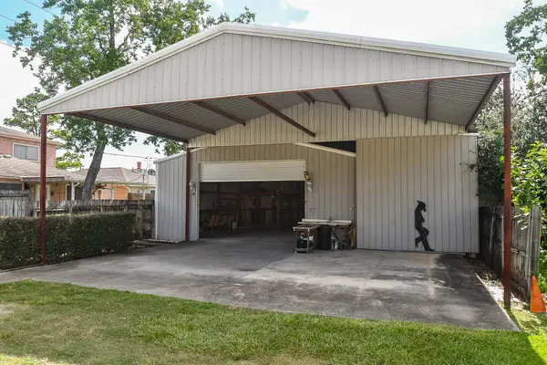 7794 Hillbarn Drive, Houston, TX 77040