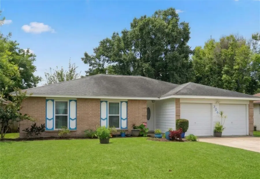 304 Cherry Court, La Porte, TX 77571 - #2