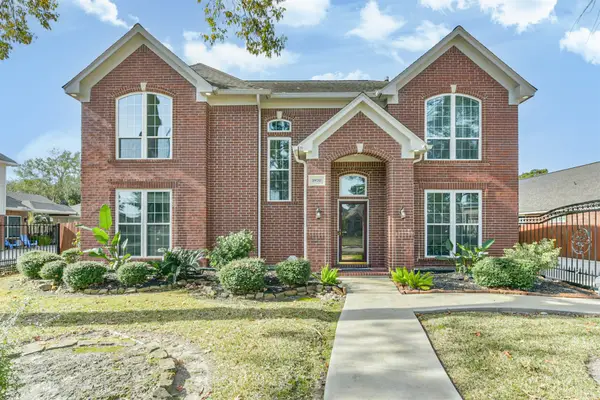 19711 Powerscourt Drive, Humble, TX 77346