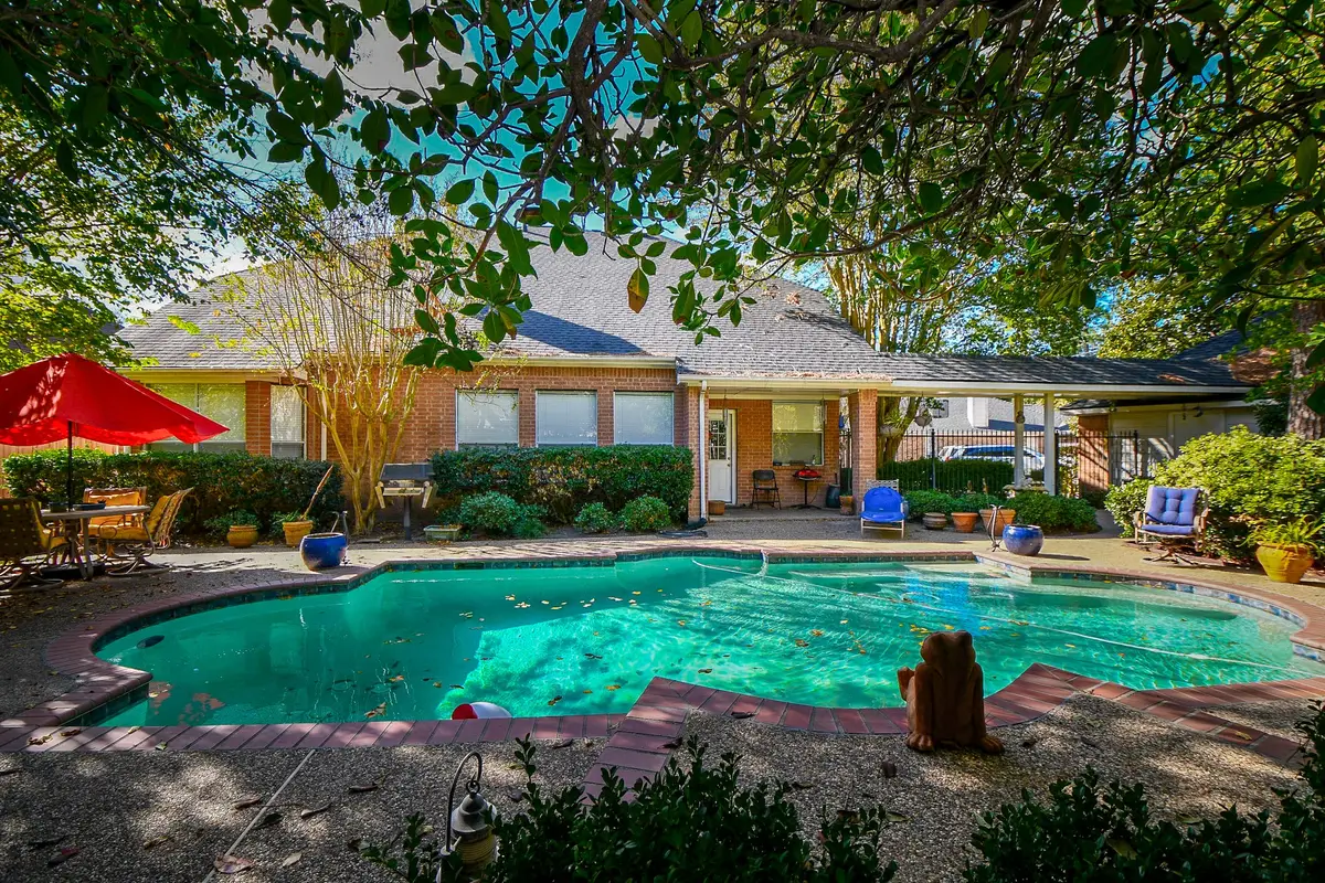 11814 Lake Grove Court, Tomball, TX 77377 - Image #1