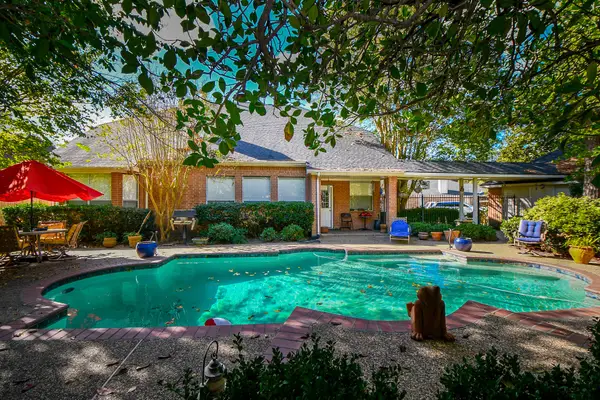 11814 Lake Grove Court, Tomball, TX 77377