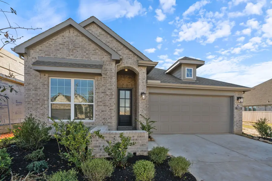 11239 White Crownbeard Drive, Cypress, TX 77433 - Image #2