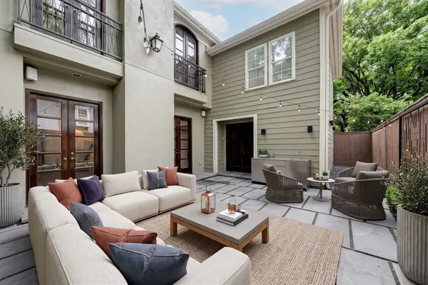 4248 Sunset Boulevard, West University Place, TX 77005