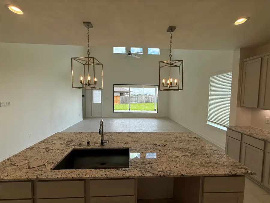 8819 Early Morning Way, Rosharon, TX 77583 - #3