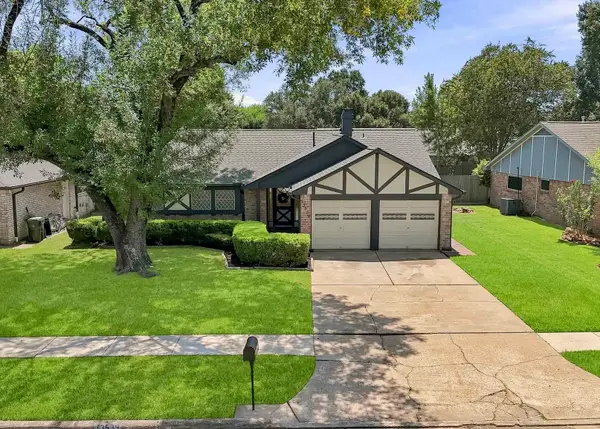 13539 Brook Hollow Drive, Sugar Land, TX 77498