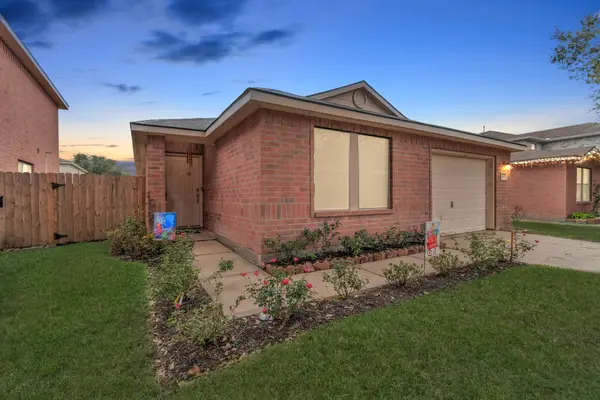 7327 Enchanted Creek Drive, Cypress, TX 77433