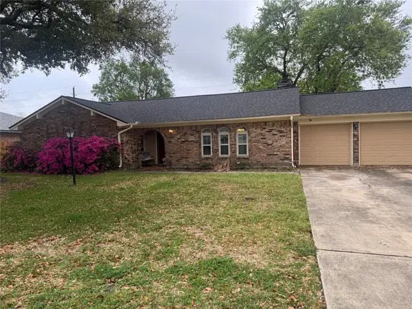 9942 Bayou Woods Drive, Baytown, TX 77521