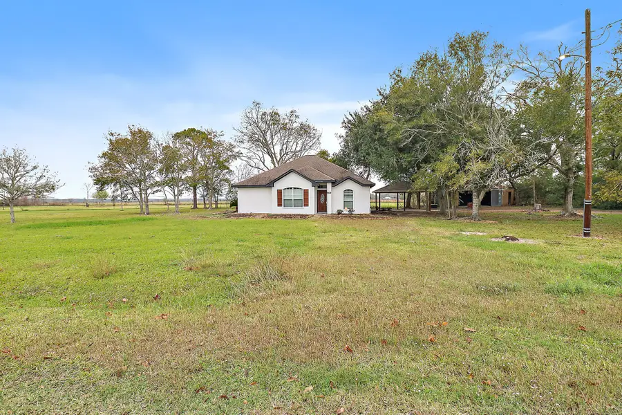 3227 Fm 2936, Anahuac, TX 77514 - #2