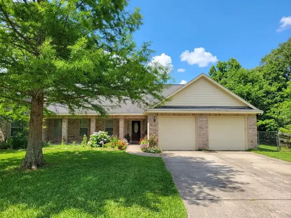 2011 Old Ox Road, Spring, TX 77386