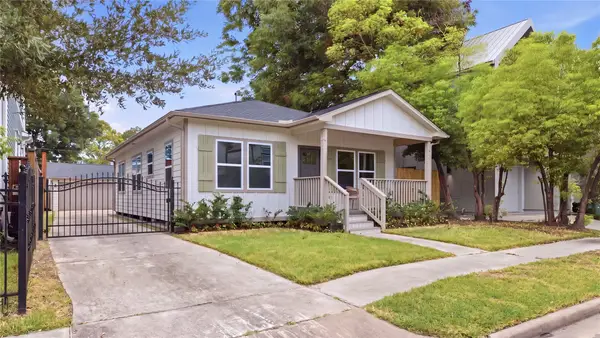 1202 Aurora Street, Houston, TX 77009