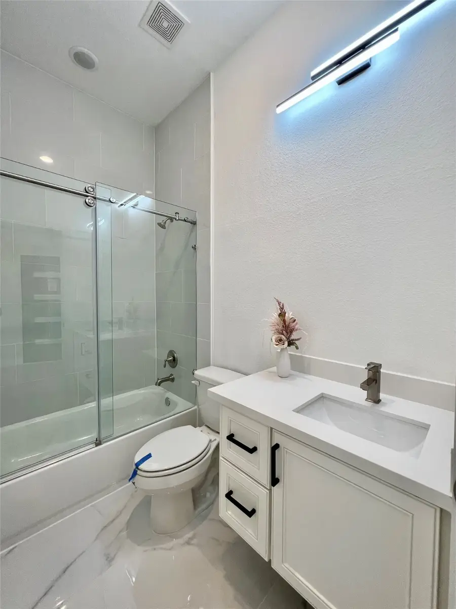 10127 Grover Ln, Houston, TX 77041 - Image #3