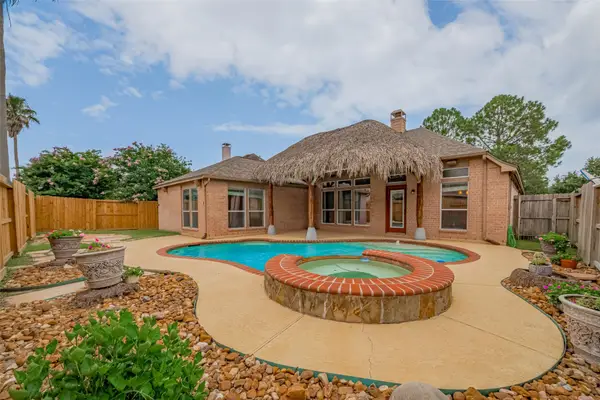 1192 Rustling Wind, League City, TX 77573