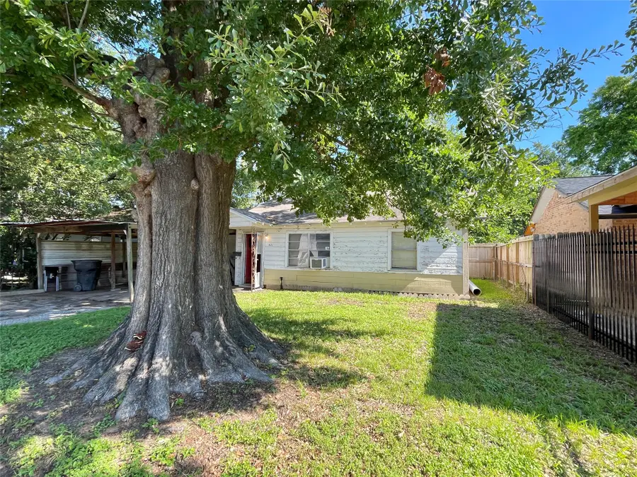 421 Benbrook Drive, Houston, TX 77076 - #2