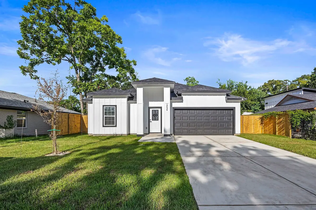 10426 Royal Oaks Drive, Houston, TX 77016 - #1