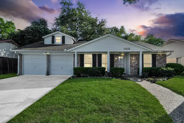 12122 Dorrance Lane, Meadows Place, TX 77477