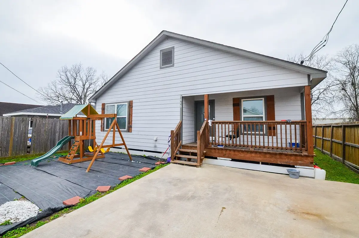 5615 Barton Street, Houston, TX 77028 - #1