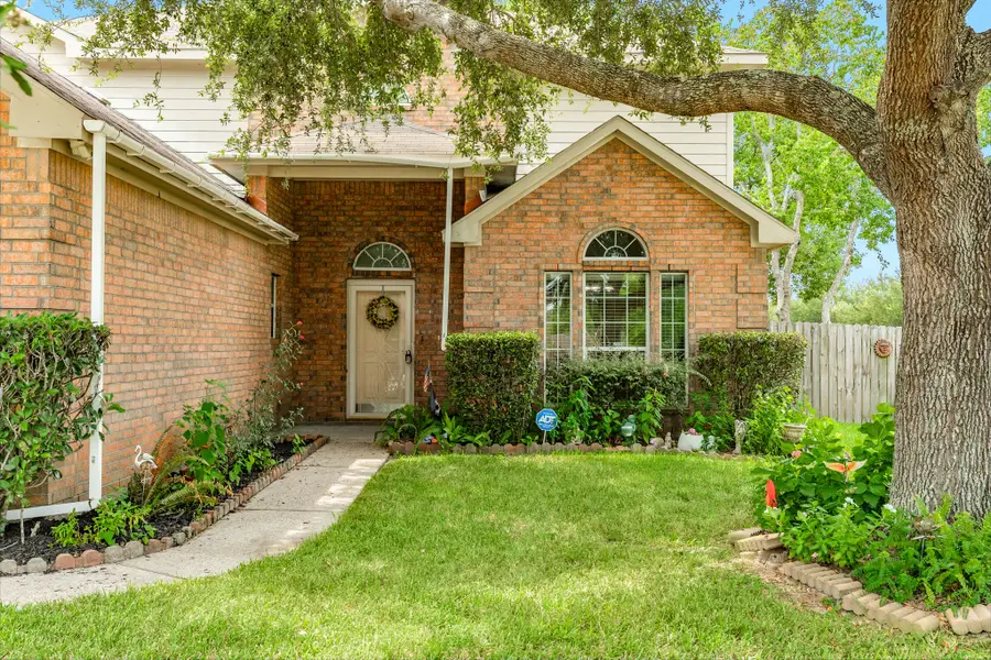201 N Golden Oak Drive, Texas City, TX 77591 - #3