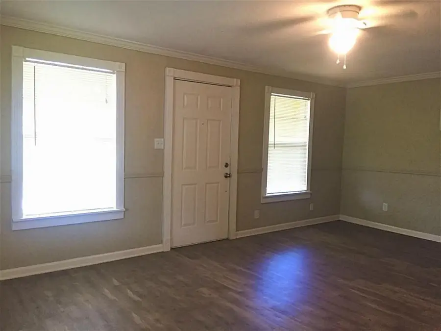 306 E 32nd Street, Houston, TX 77018 - Image #2