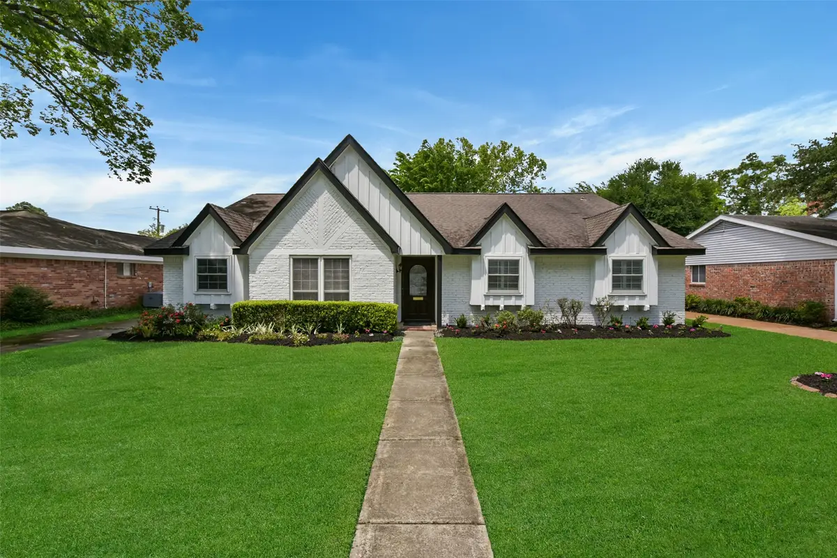 5946 Valkeith Drive, Houston, TX 77096 - Image #1