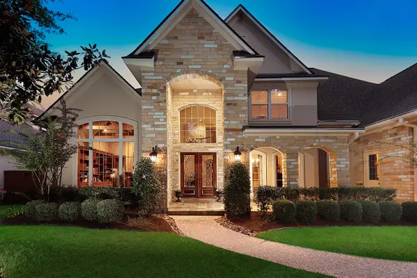 31 Midday Sun Place, The Woodlands, TX 77382
