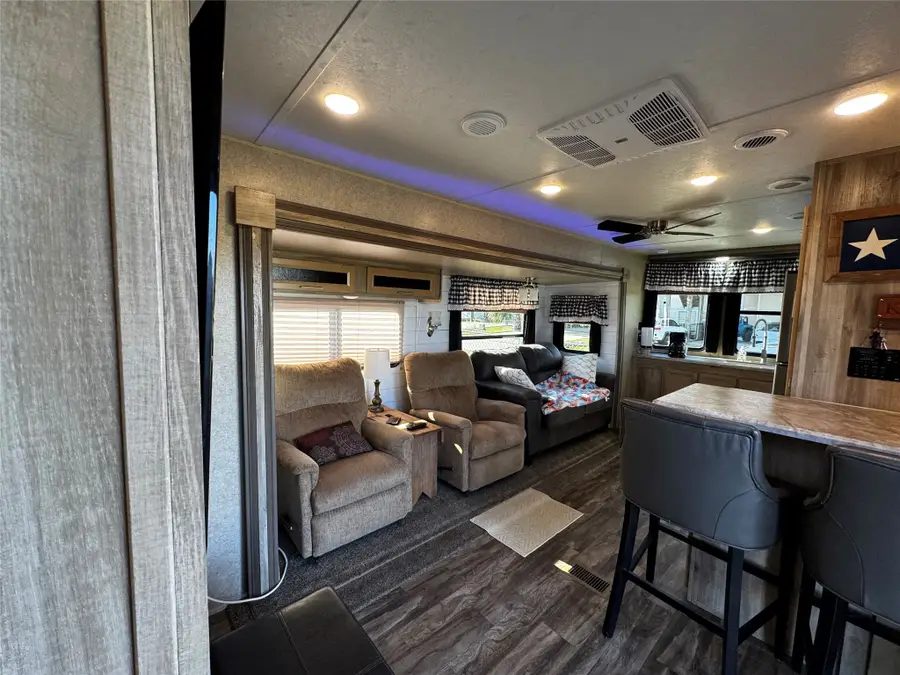 980 S Jacks, Crystal Beach, TX 77650 - Image #3