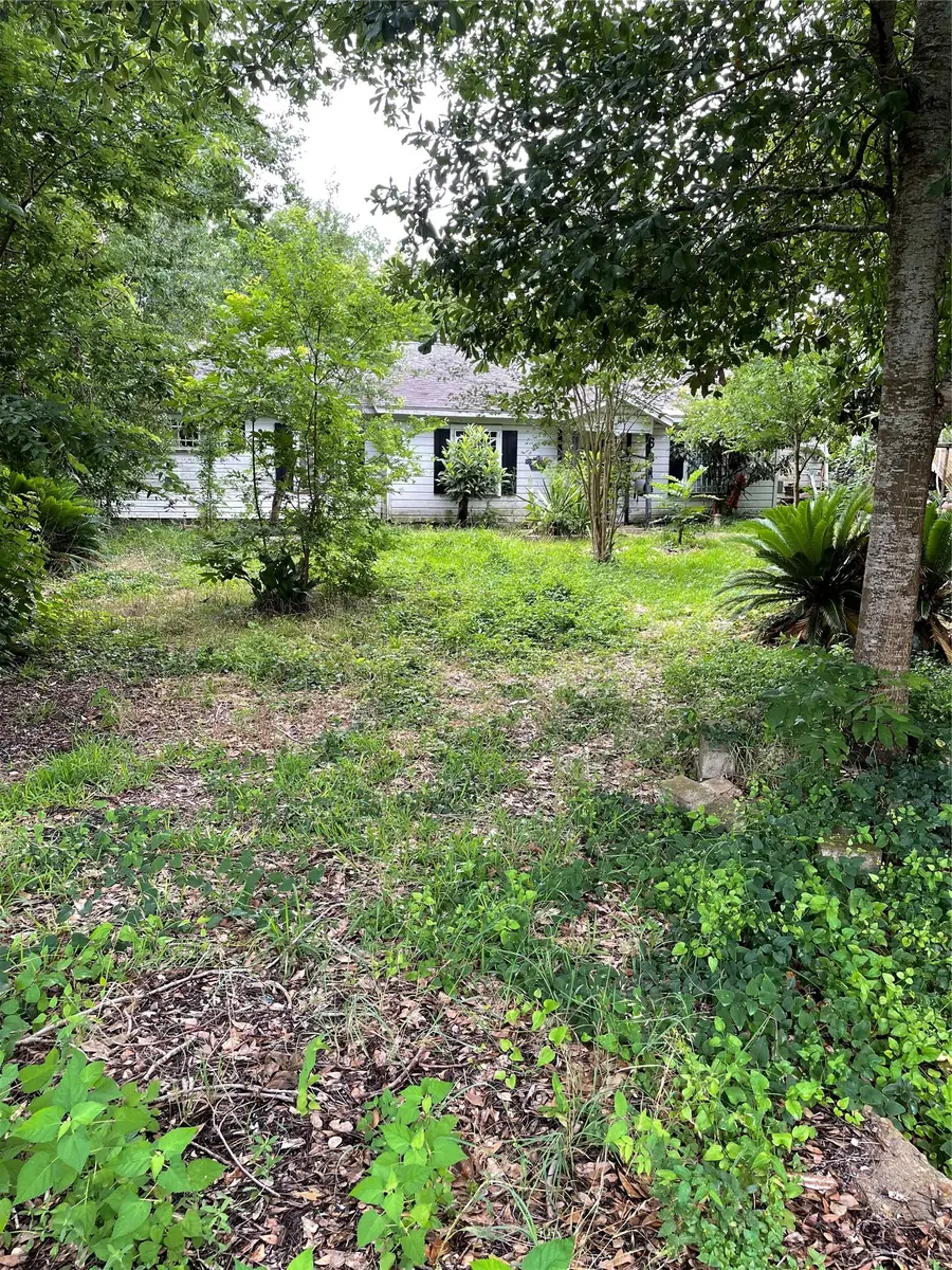 6814 Evans St, Houston, TX 77061 - #2