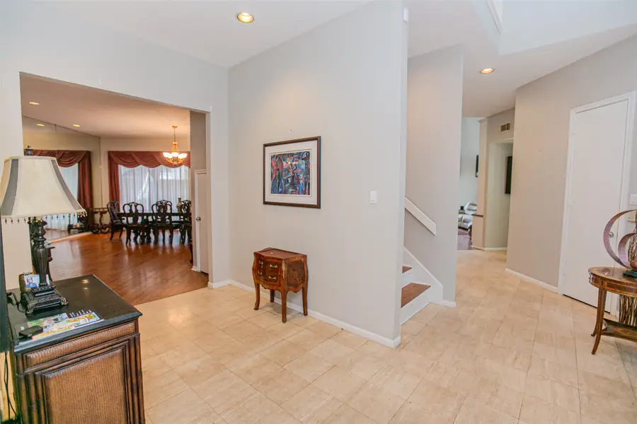 12007 Lakeway Court, Houston, TX 77071 - #2