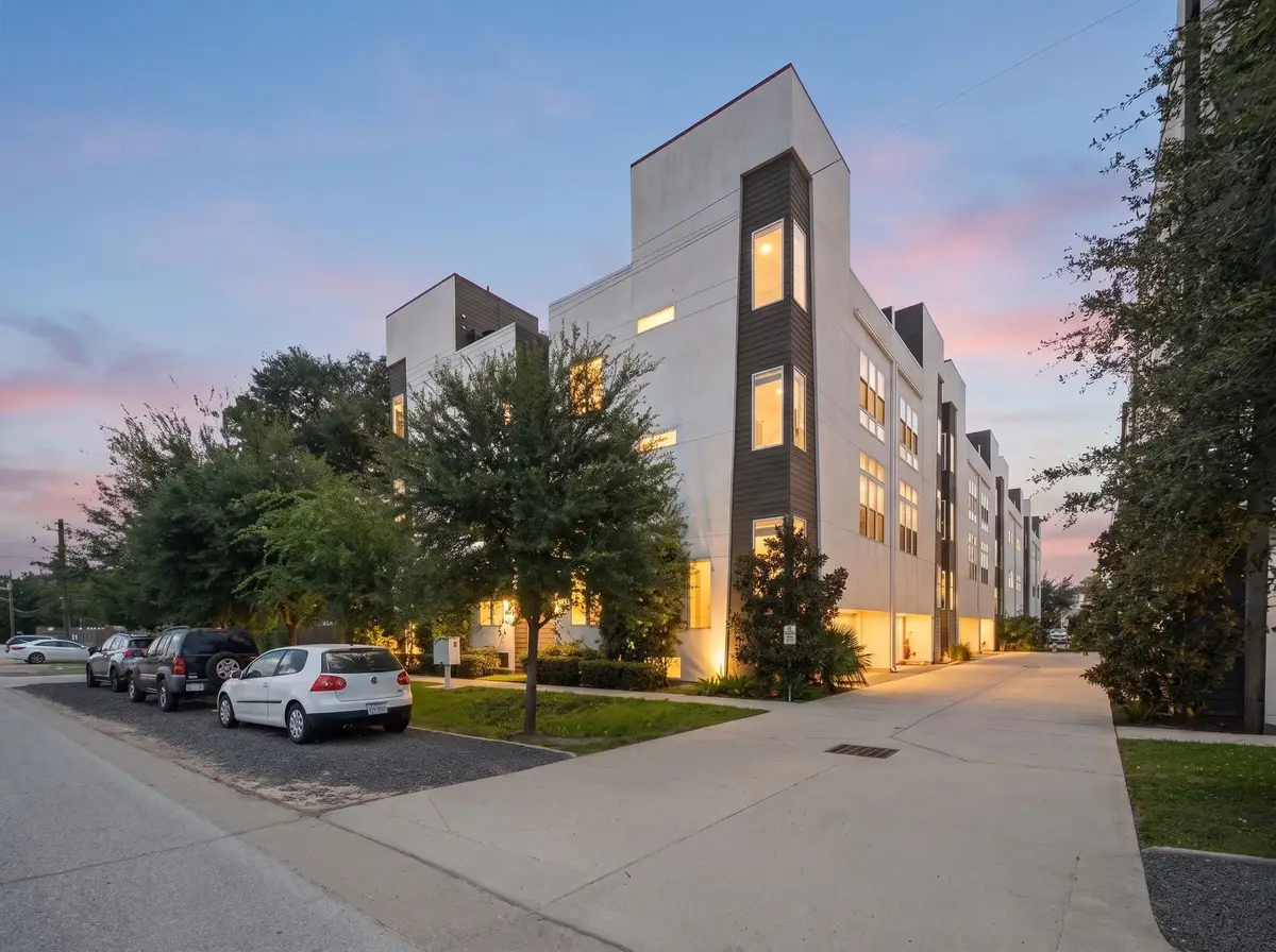 1156 W 19th Street, Houston, TX 77008 - #1