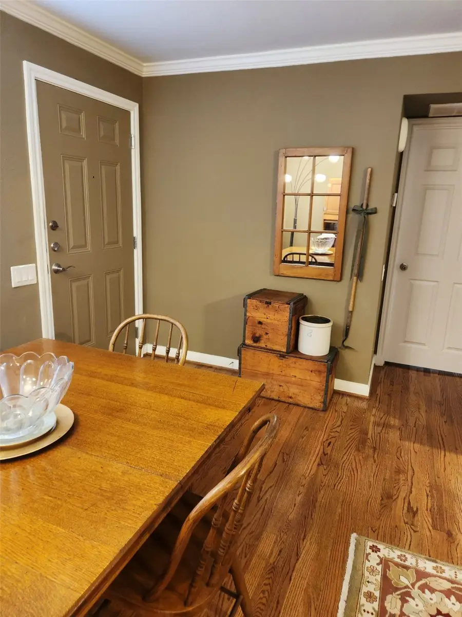 1880 White Oak Drive #127, Houston, TX 77009 - Image #3