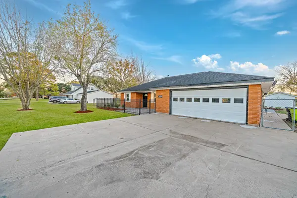 6004 Homestead Road, Rosenberg, TX 77471