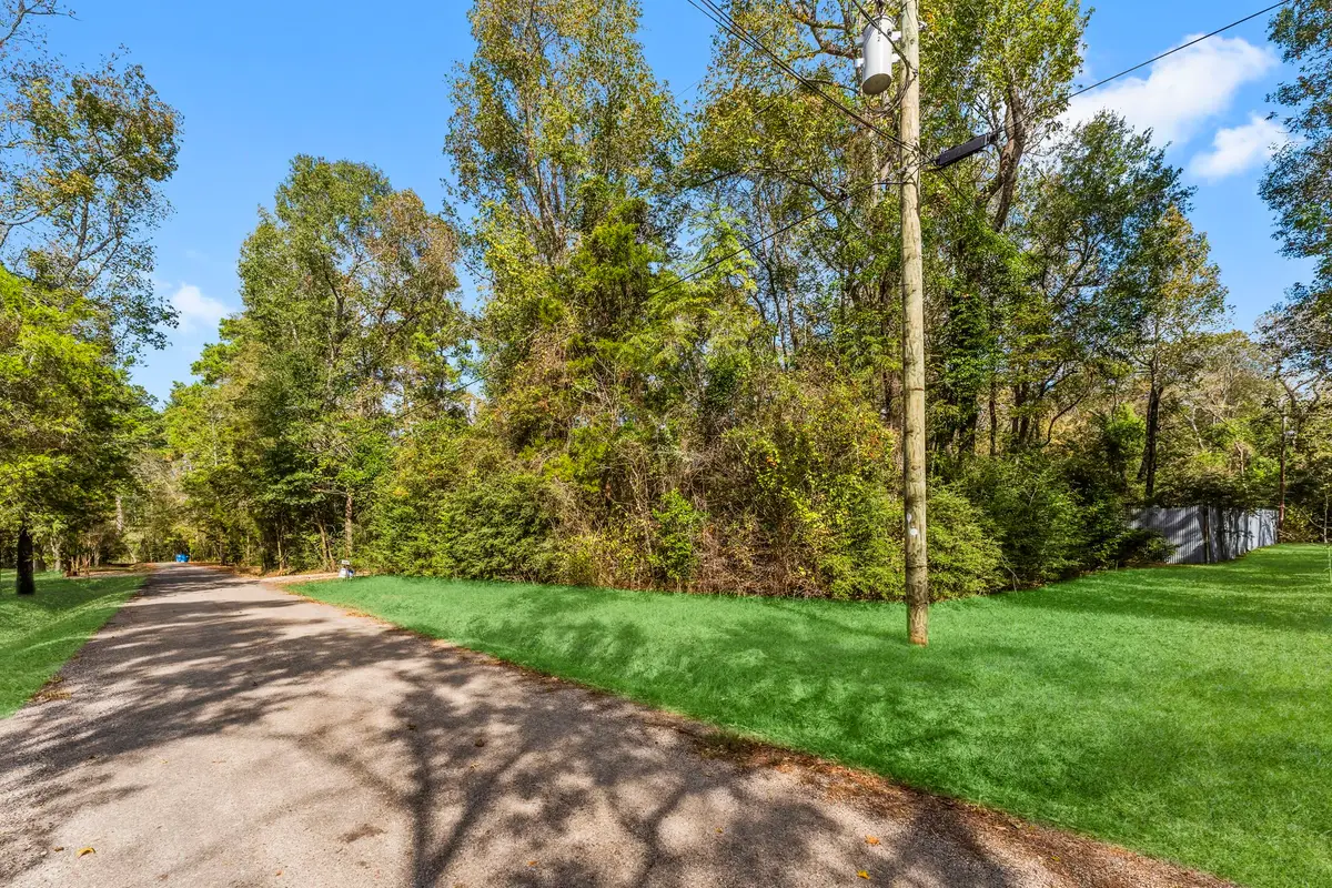 12533 Evergreen Road, Conroe, TX 77303 - Image #1