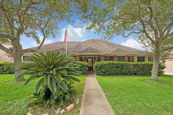 3316 Windfern Drive, Pearland, TX 77581