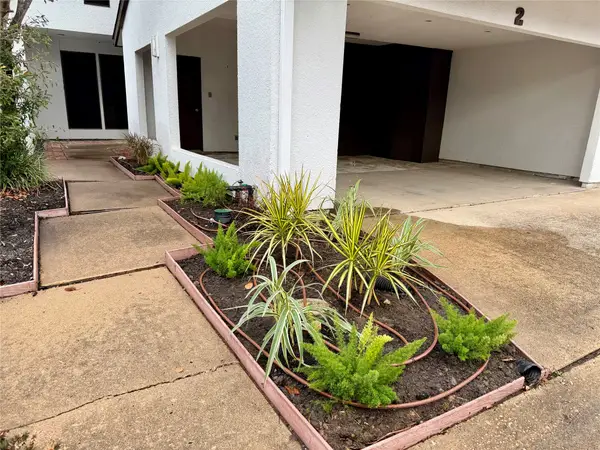 7655 S Braeswood Boulevard #2, Houston, TX 77071