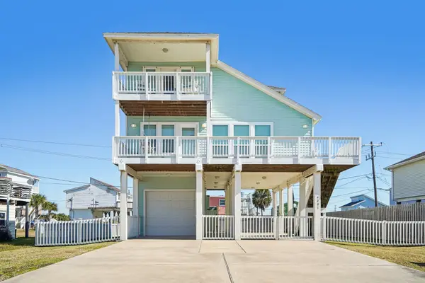 4207 Reeves Drive, Galveston, TX 77554