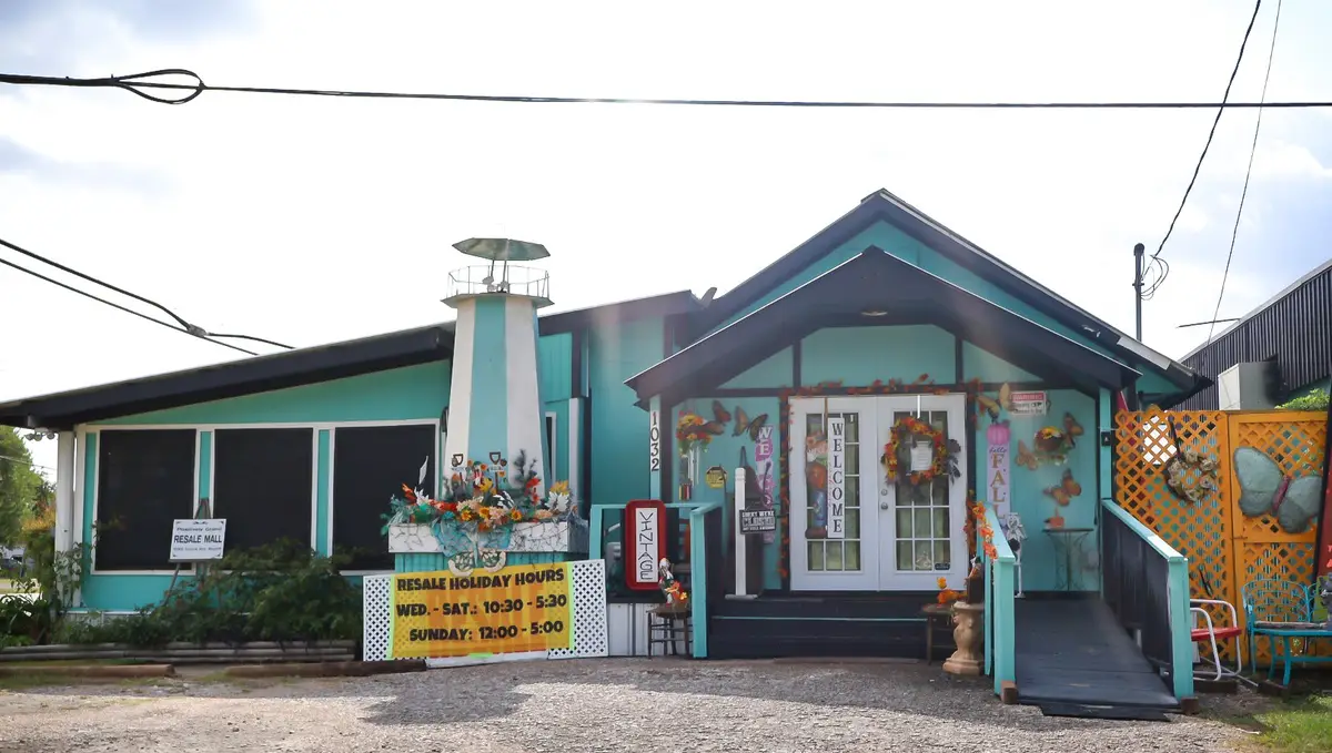 1032 Grand Avenue, Bacliff, TX 77518 - Image #1