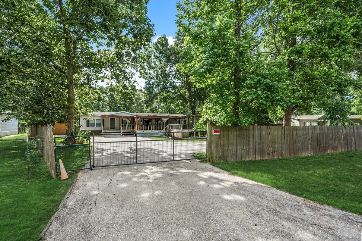 119 County Road 4021a, Dayton, TX 77535 - #1