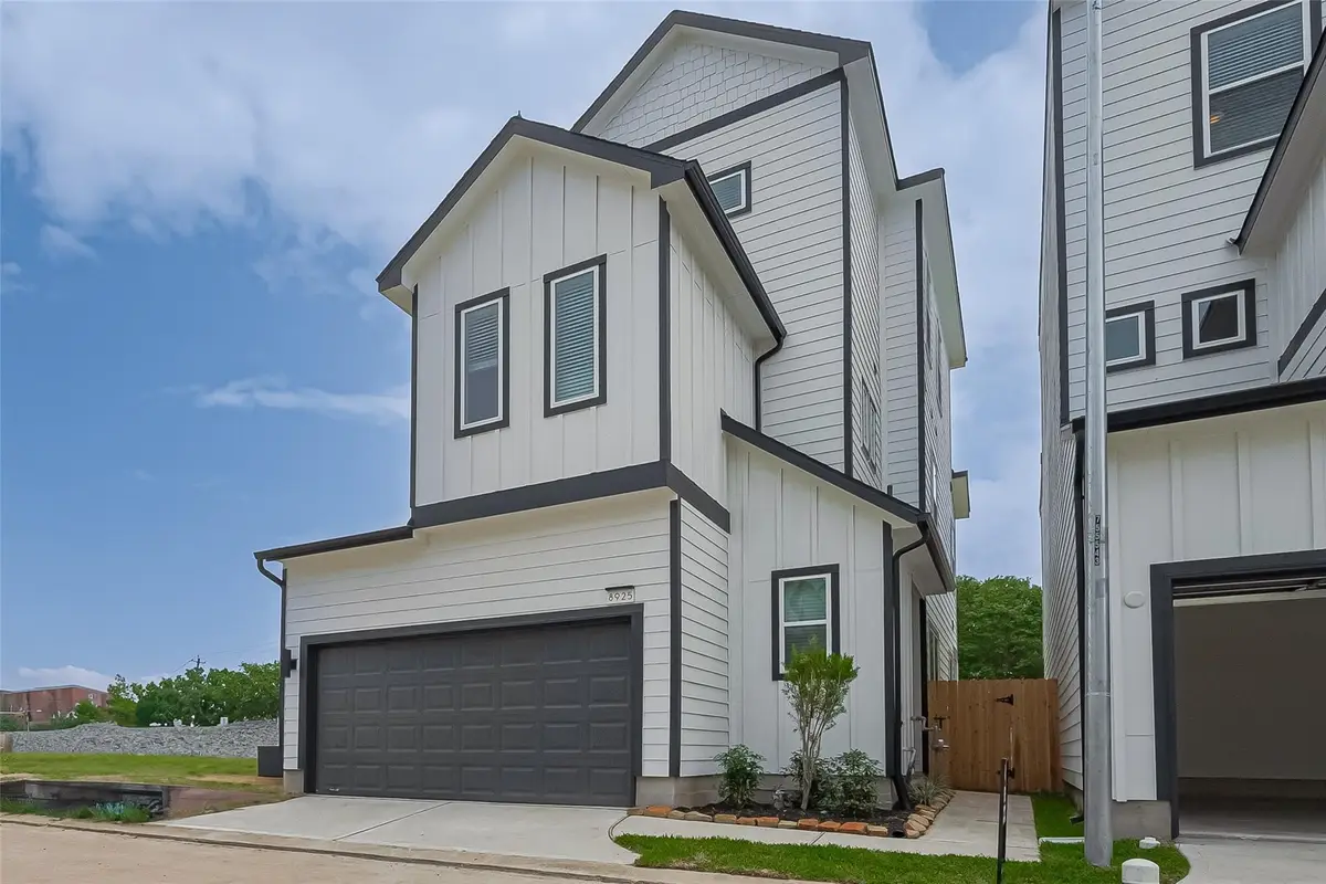 8925 Grovner Place, Houston, TX 77055 - #1