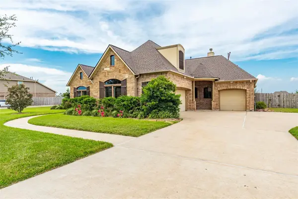 4827 Magnolia Bend Drive, Rosharon, TX 77583