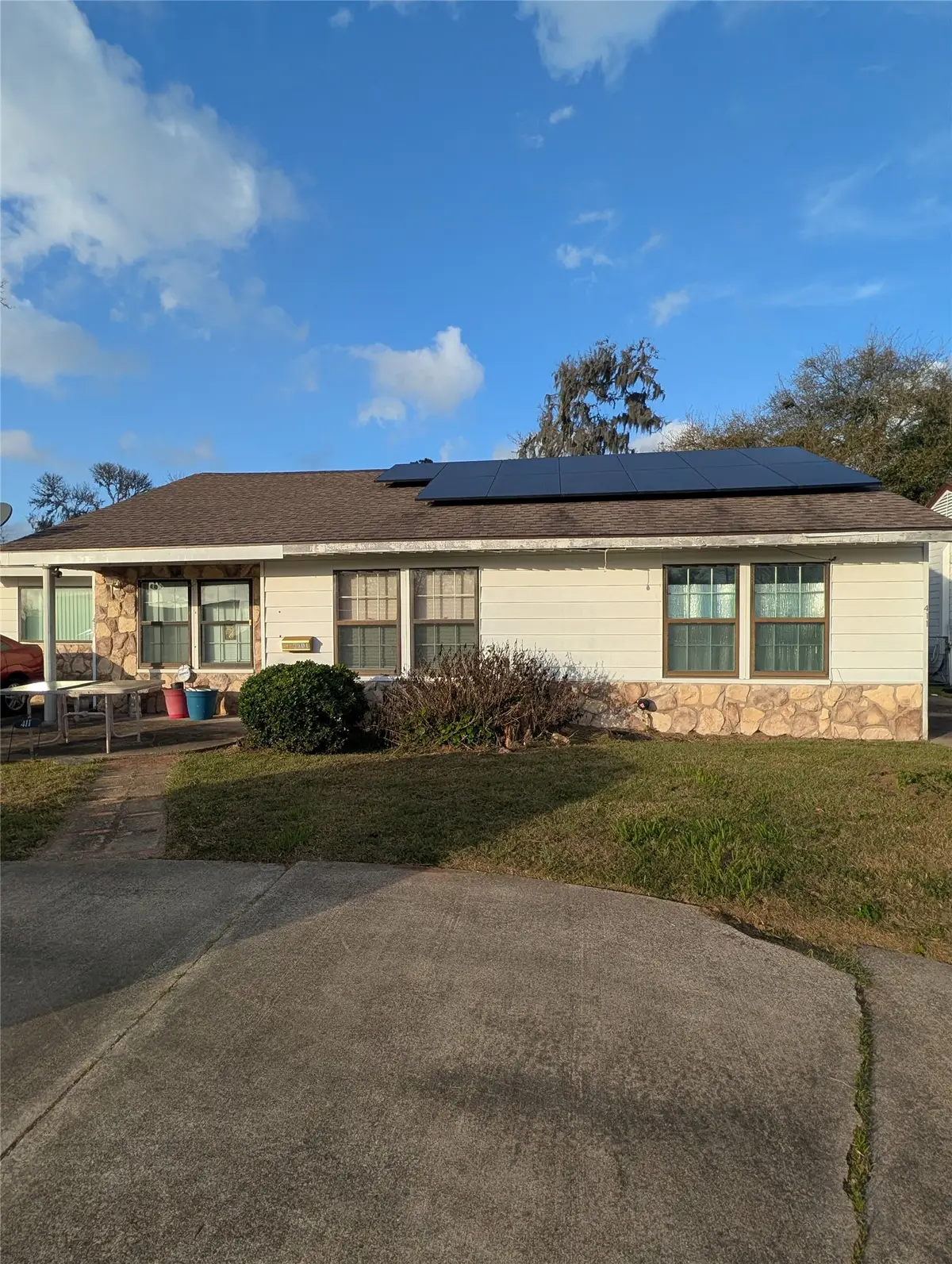 411 Center Way, Lake Jackson, TX 77566 - #1