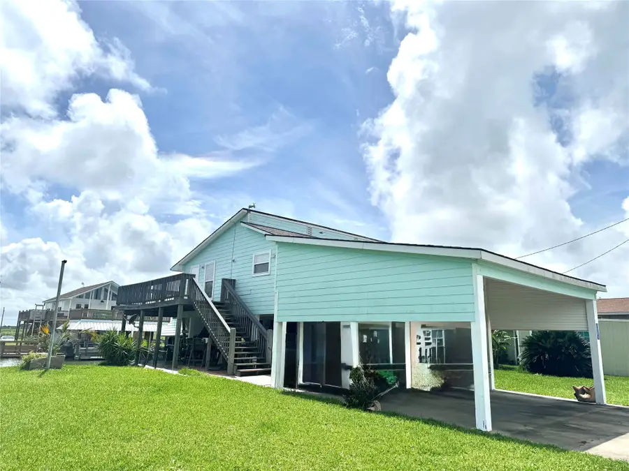 1205 Bay Street, Crystal Beach, TX 77650 - #3