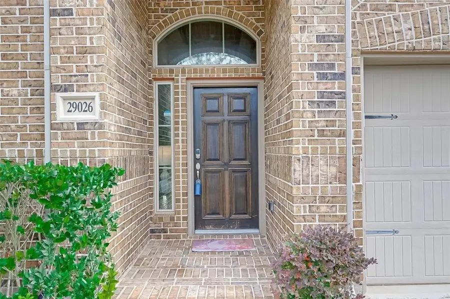 29026 Crystal Rose Lane, Fulshear, TX 77441 - Image #2