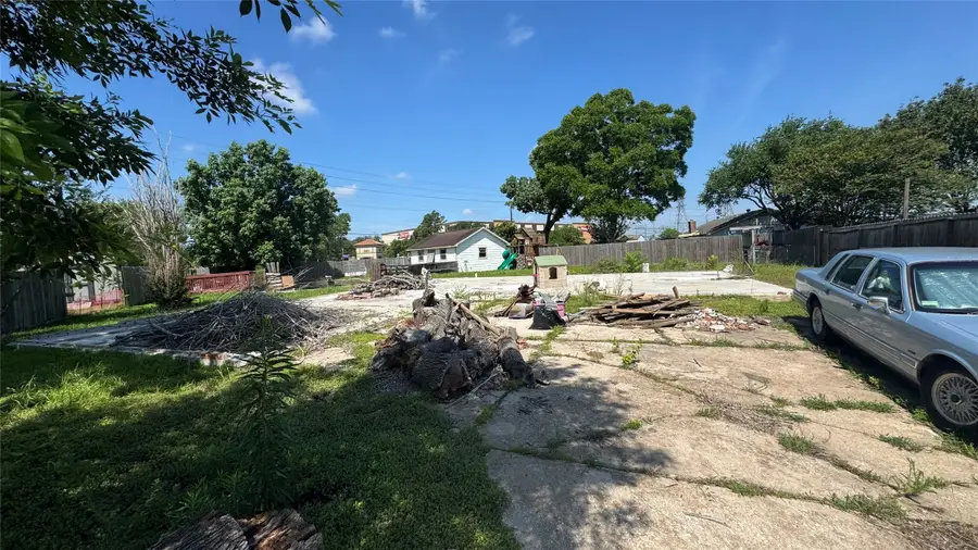 10003 Kirkbluff Drive, Houston, TX 77089 - #2