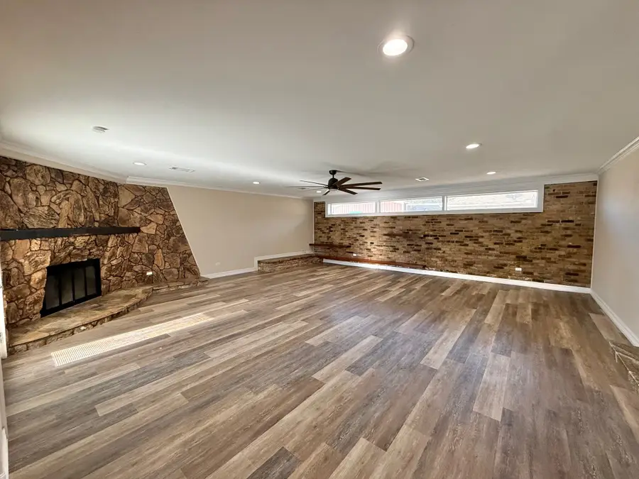 4825 Cleveland Avenue, Groves, TX 77619 - #2