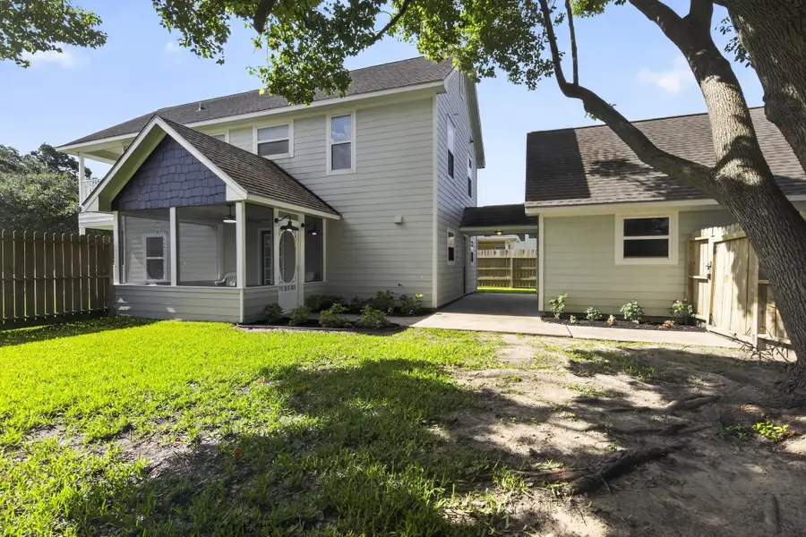 1086 S Hood Street, Alvin, TX 77511 - #3