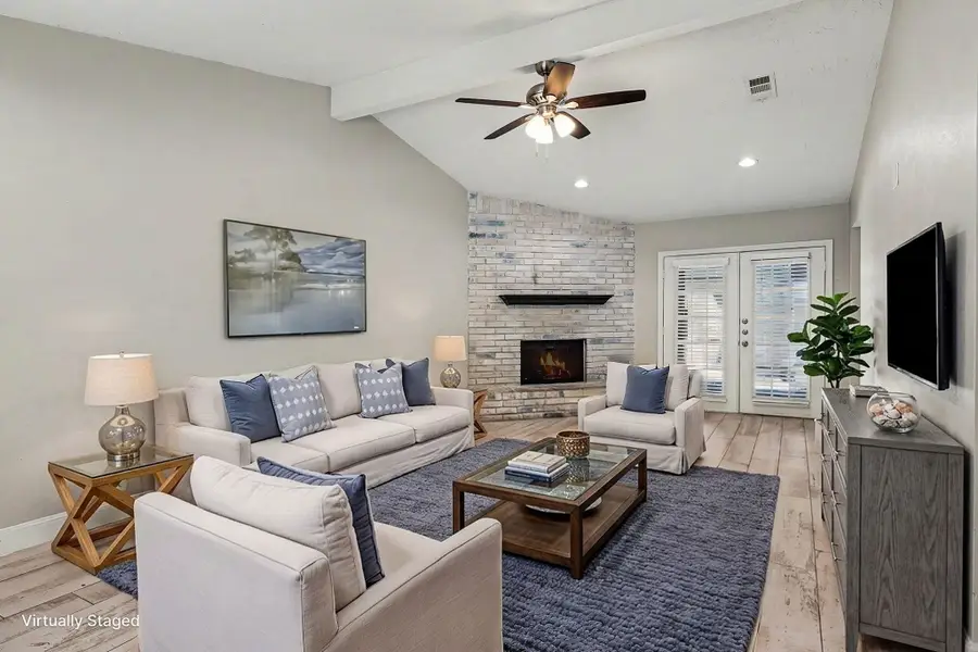 34 E Wandering Oak Drive, The Woodlands, TX 77381 - #3