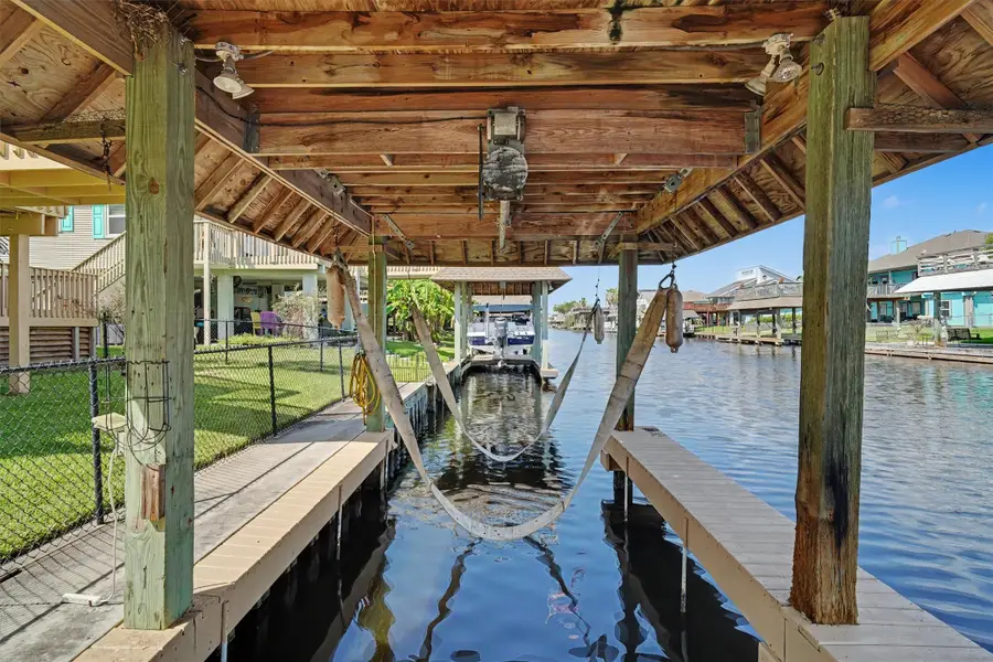 1016 Redfish Street, Bayou Vista, TX 77563 - #3