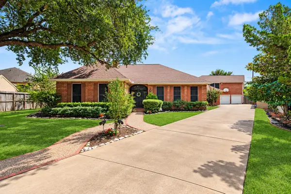 8115 Meadow Crest Street, Houston, TX 77071