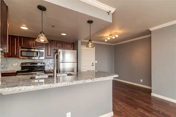 3525 Sage Road #1402, Houston, TX 77056